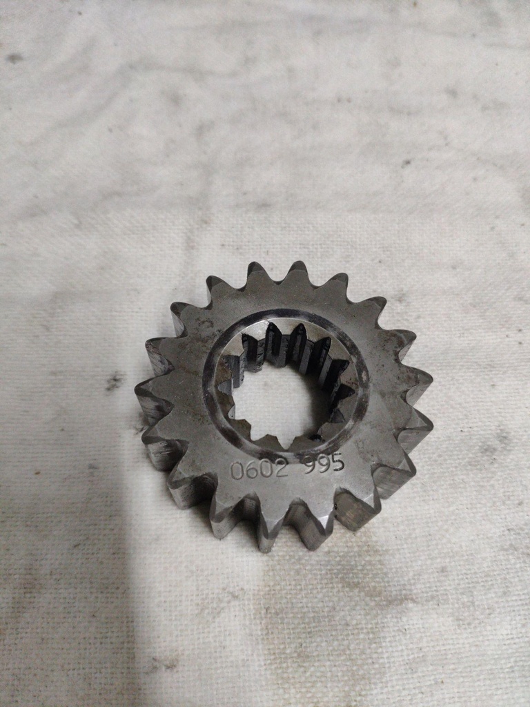 Sprocket - 18T (15 Wid 05%