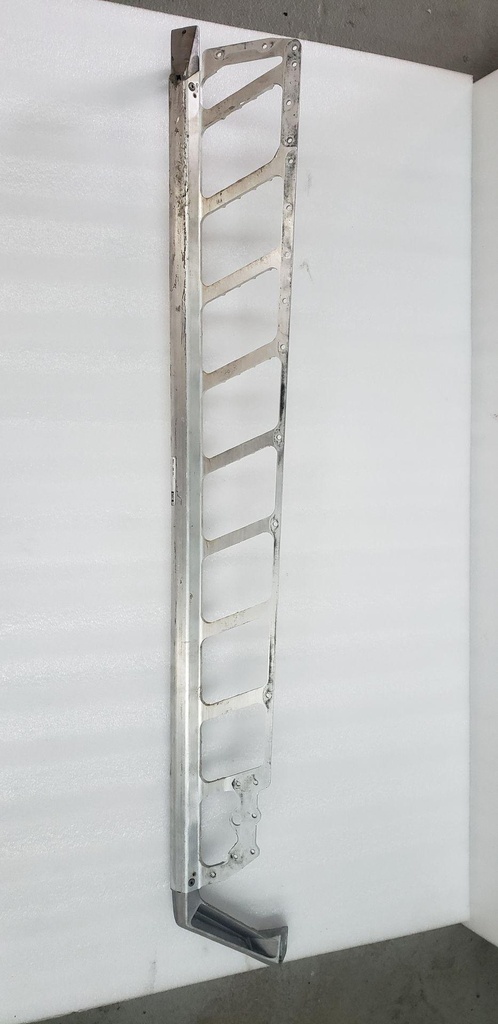 RUNNINGBOARD ASSEMBLY, RIGHT