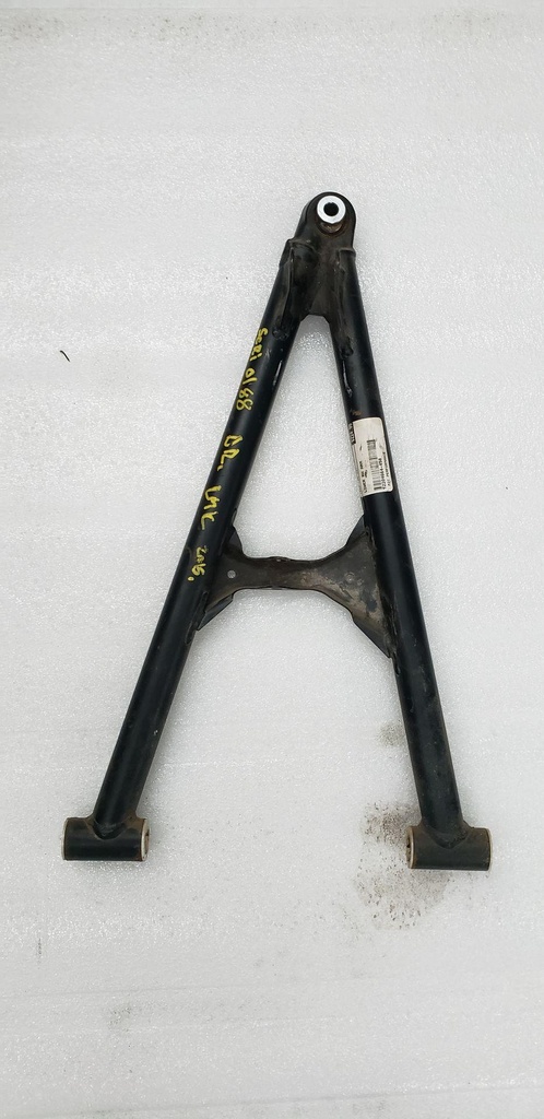 LOWER RH ARM