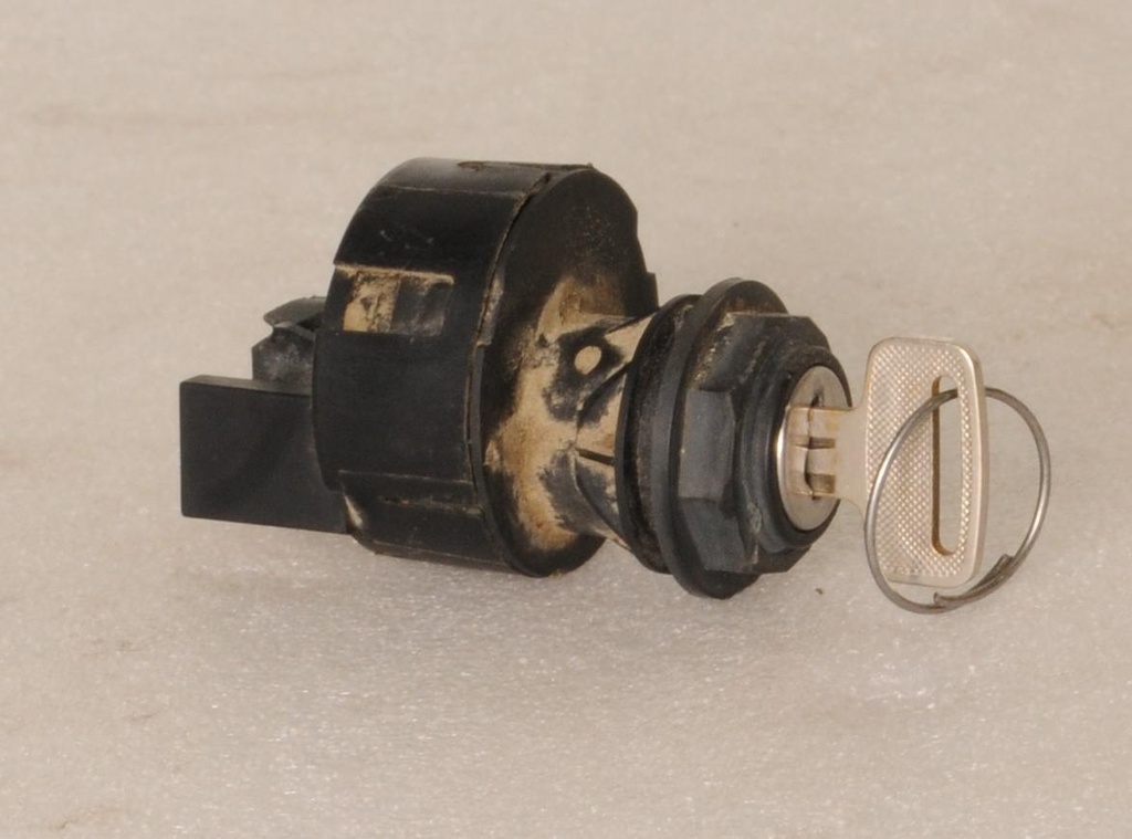 (new ref. 4081556) switch-key,3 pos,mt slv