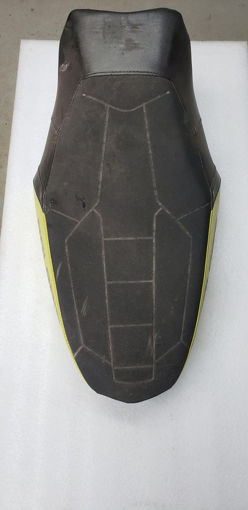 ASM-SEAT BLK/TITANM/LI 20%
