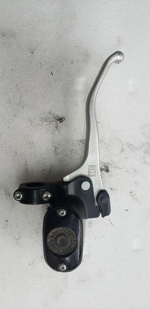 CYLINDER,MASTER BRAKE- 05%