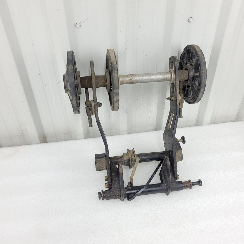 rail pivot rh