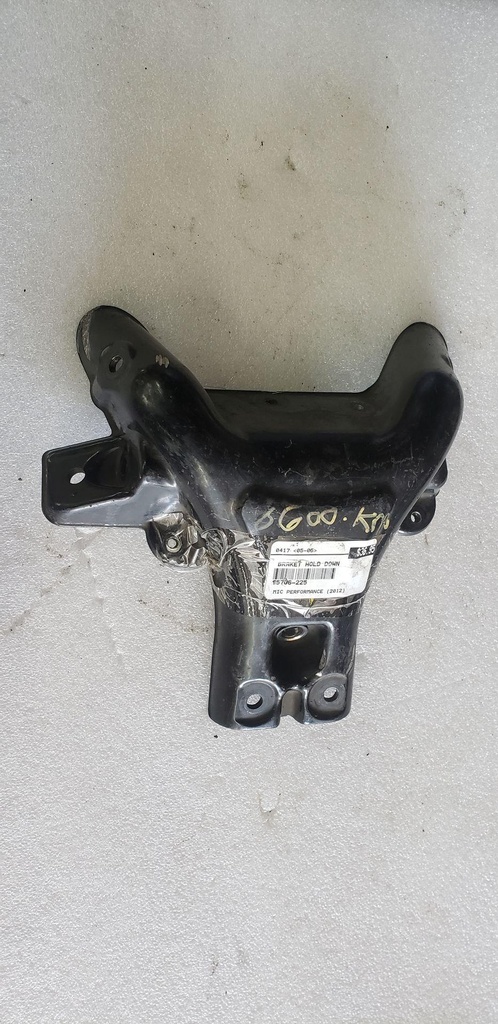 BRAKET HOLD DOWN - ARCTIC-CAT 5706-225