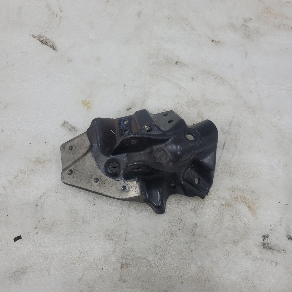 . .Holder, Absorber 2
