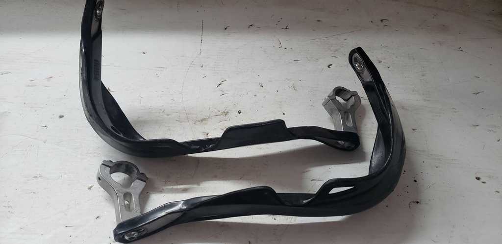 HANDGUARD ACERBIS DRZ400