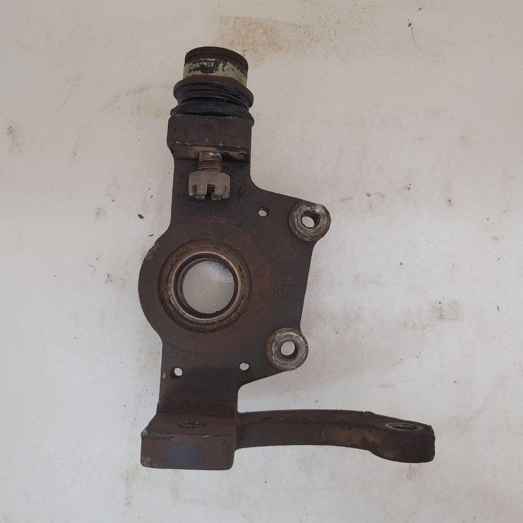 STEERING KNUCKLE,LEFT HAND