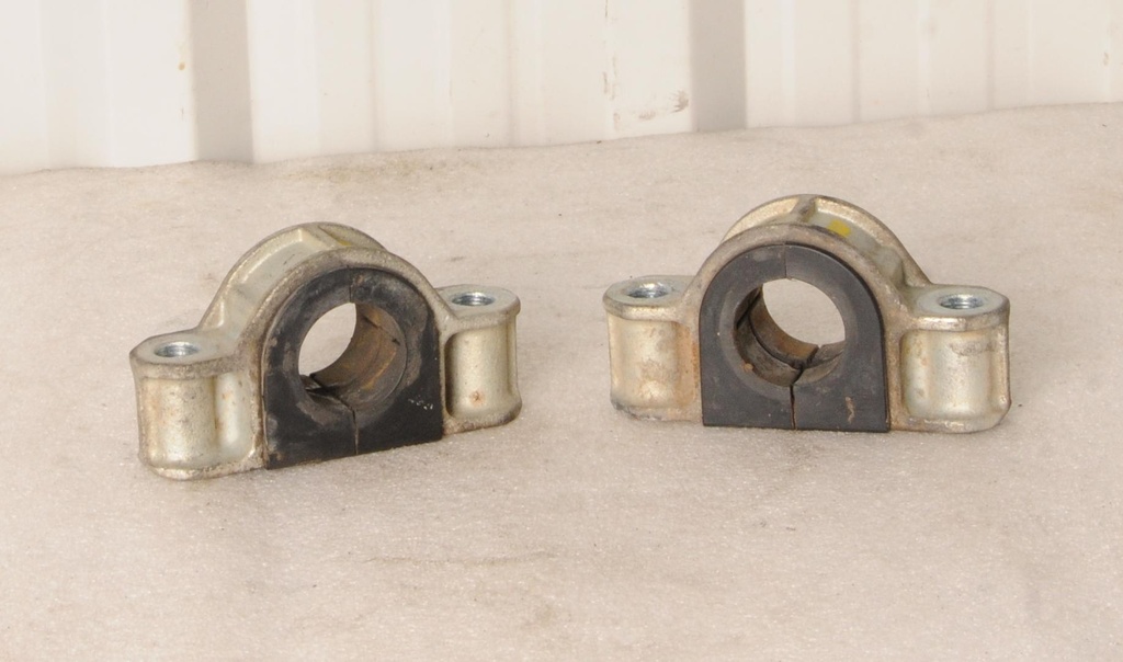 BRACKET CAP, SWAY BAR