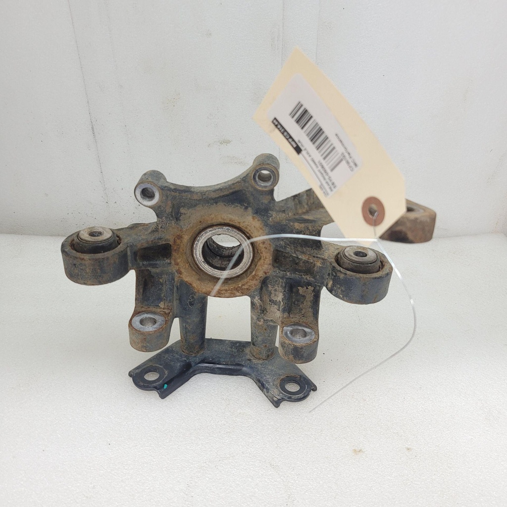 REAR RIGHT HAND AXLE HUB