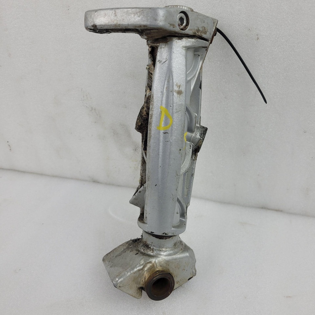 spindle, steering - right platinum (inc. 7-13)