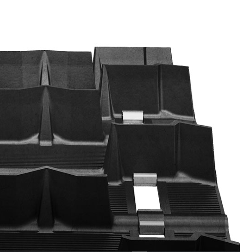 [10-1240-0235] TRACK CHALLENGER XTREME 15X141-2.5'' 9329M