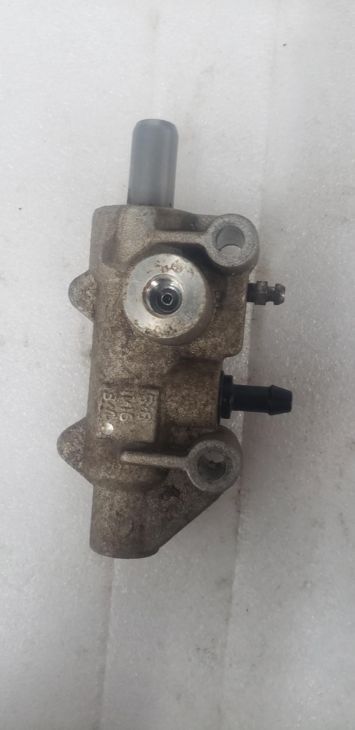 master cylinder assembly