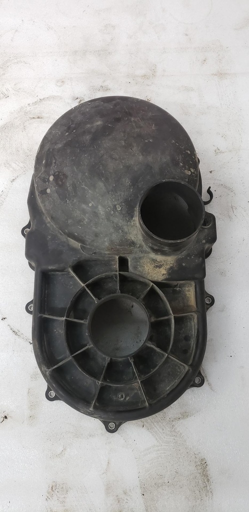 Cover, Crankcase 3