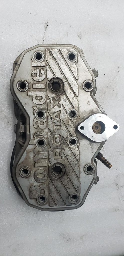 CYLINDER HEAD COVER
