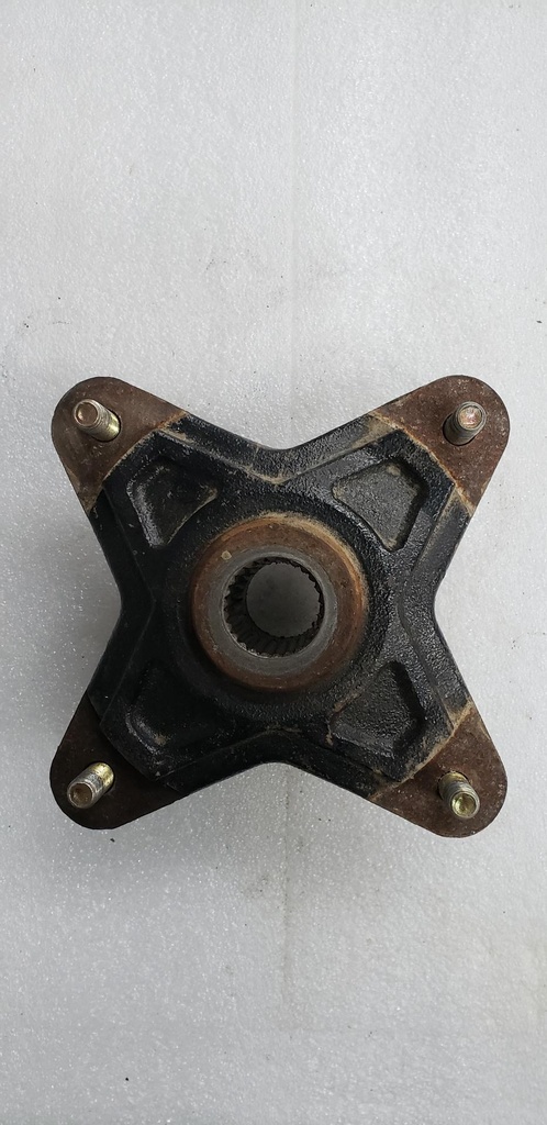 wheel hub, rear