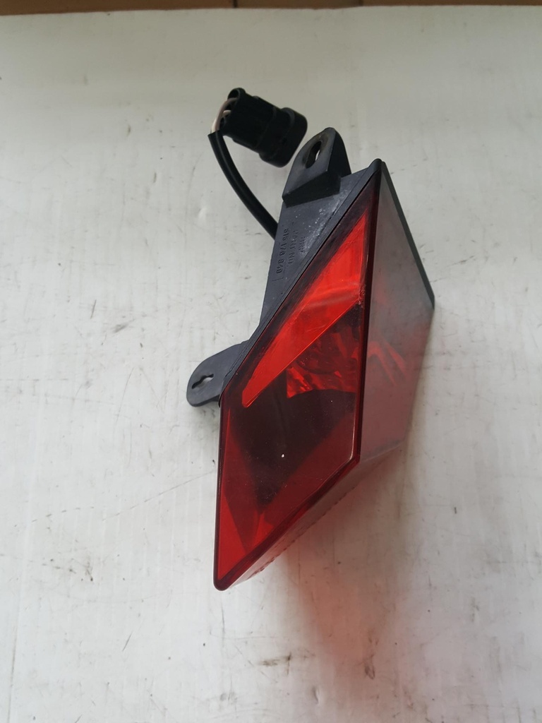 rh tail light ass'y