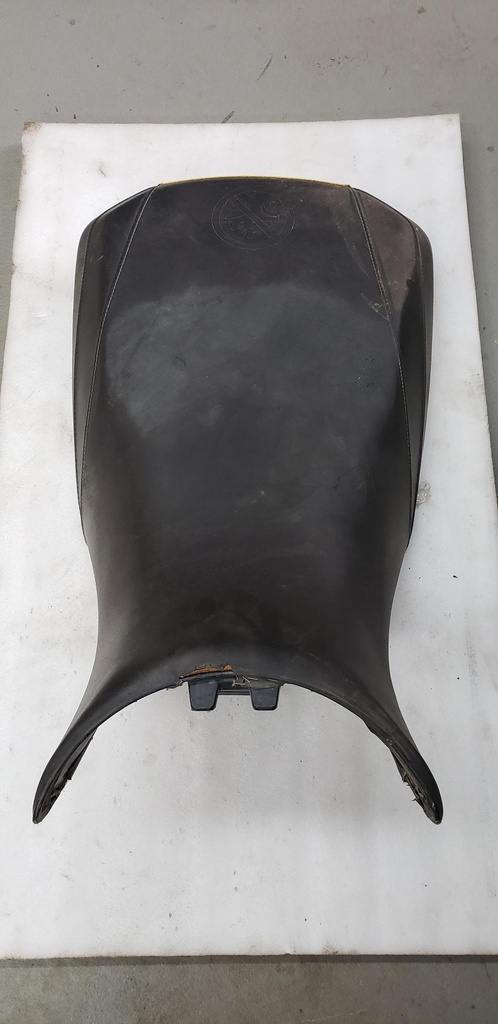 [715500376-001] Seat Ass'y XMR Black/Yell - 715500376 CAN AM