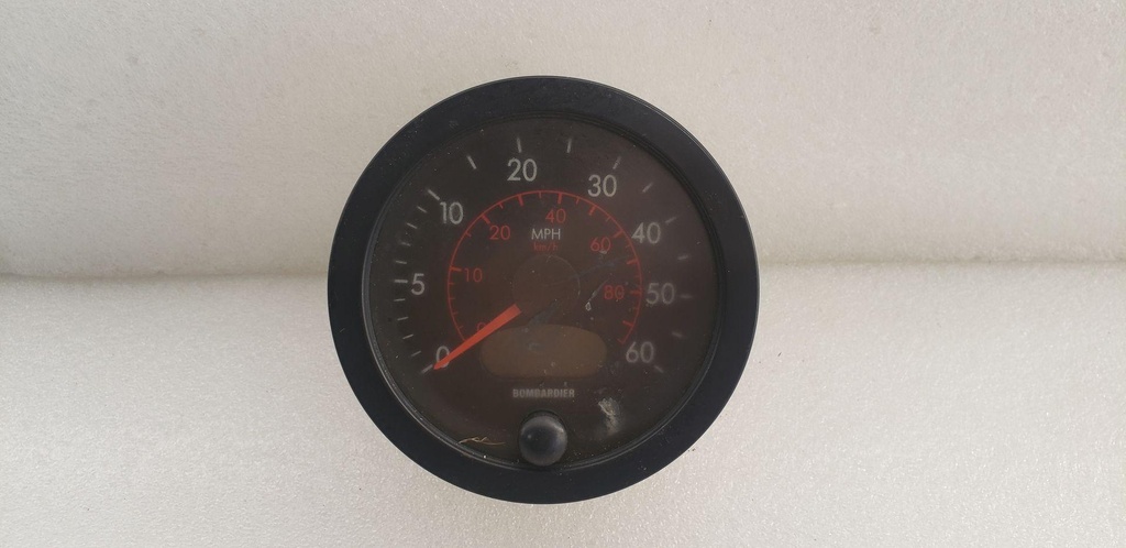 [710000198-001] Speedometer