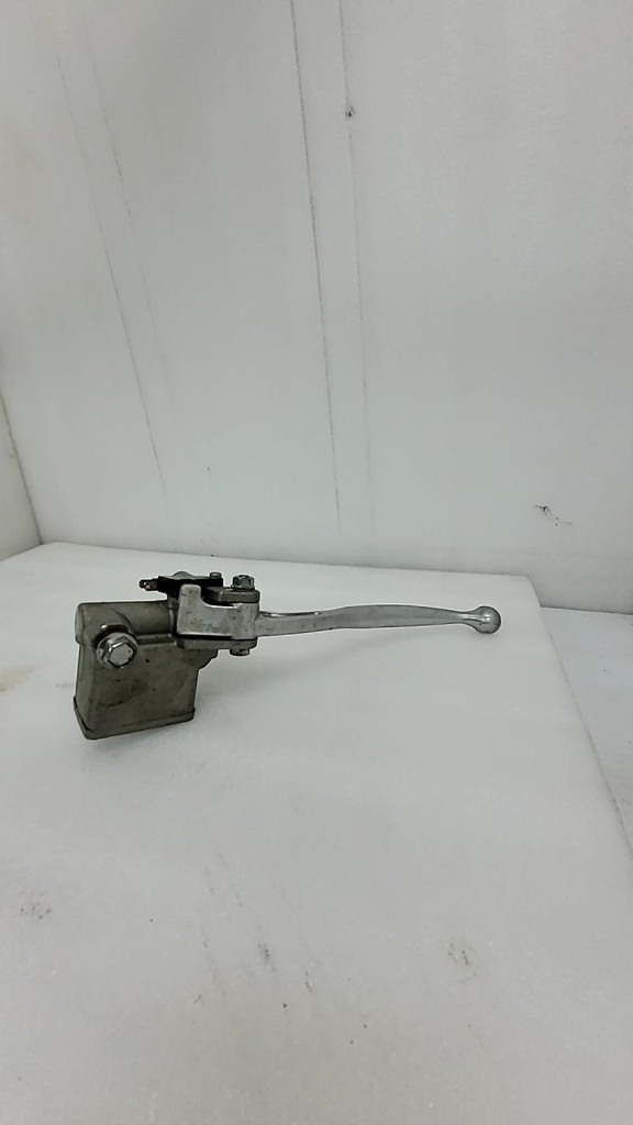 Master Cylinder Assy