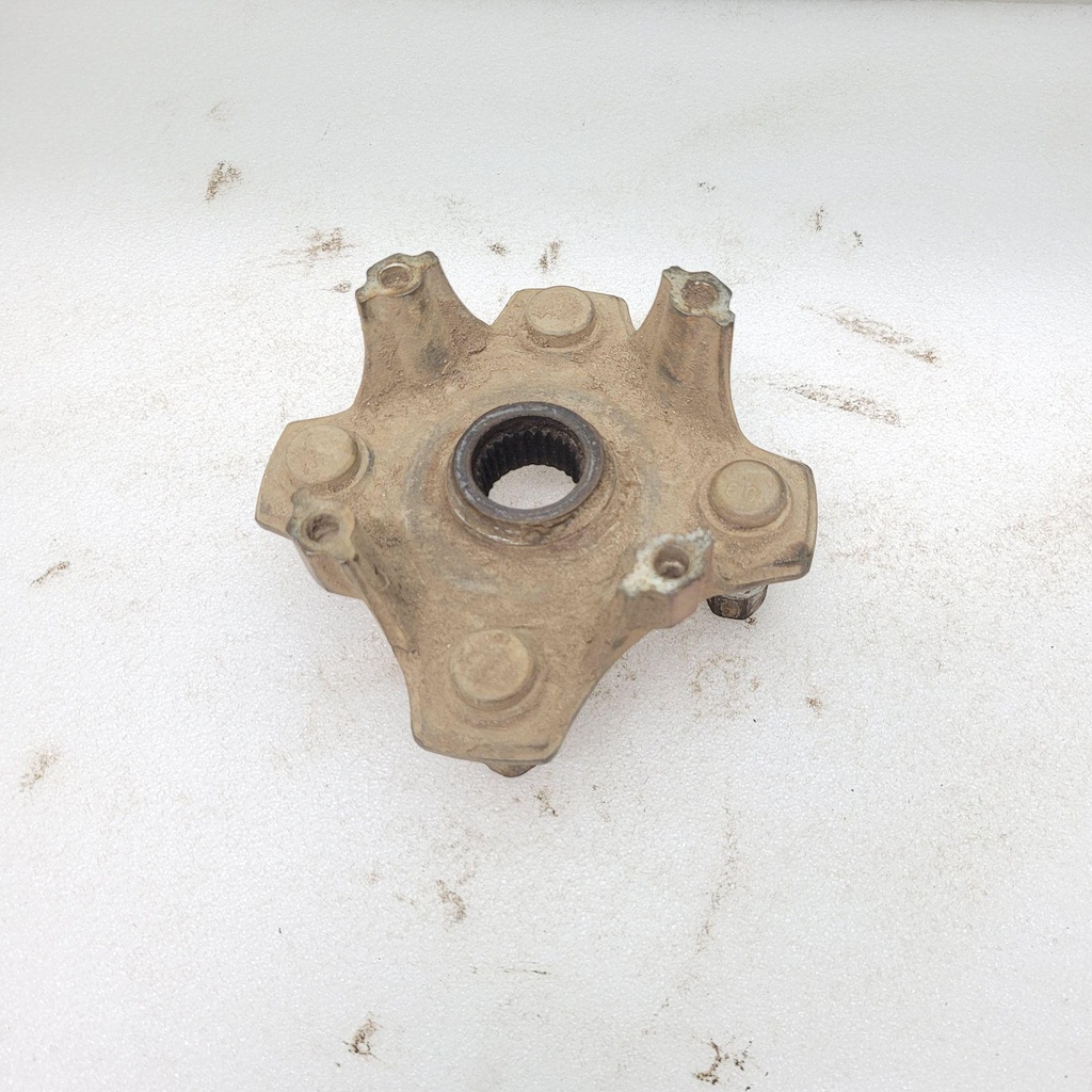 [1502-464-001] HUB, WHEEL REAR LEFT (1502-464-001)