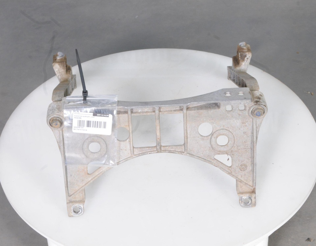 radiator support, cast